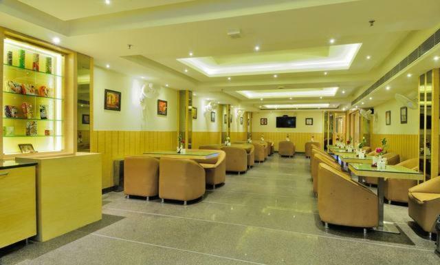 Aman Continental - 2Mins From Railway Station And 5 Mins From Metro Hotel New Delhi Exterior foto
