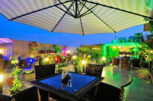 Aman Continental - 2Mins From Railway Station And 5 Mins From Metro Hotel New Delhi Exterior foto